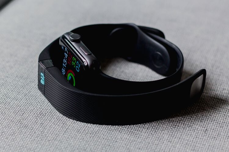 Are fitbit and apple watch eligible?