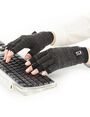 Neo G Comfort Relief Arthritis Gloves, Medium, , large image number 3