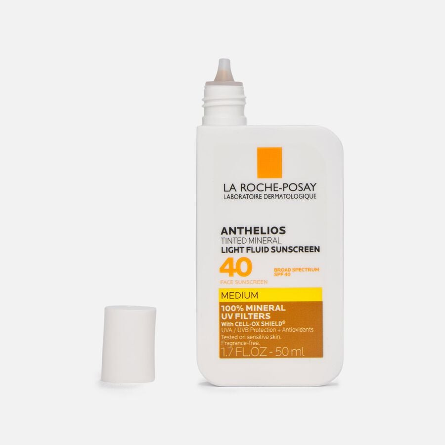 La Roche-Posay Anthelios Mineral Tinted Light Fluid Face Sunscreen, SPF 40, Medium, 1.7 fl oz., Medium, large image number 2