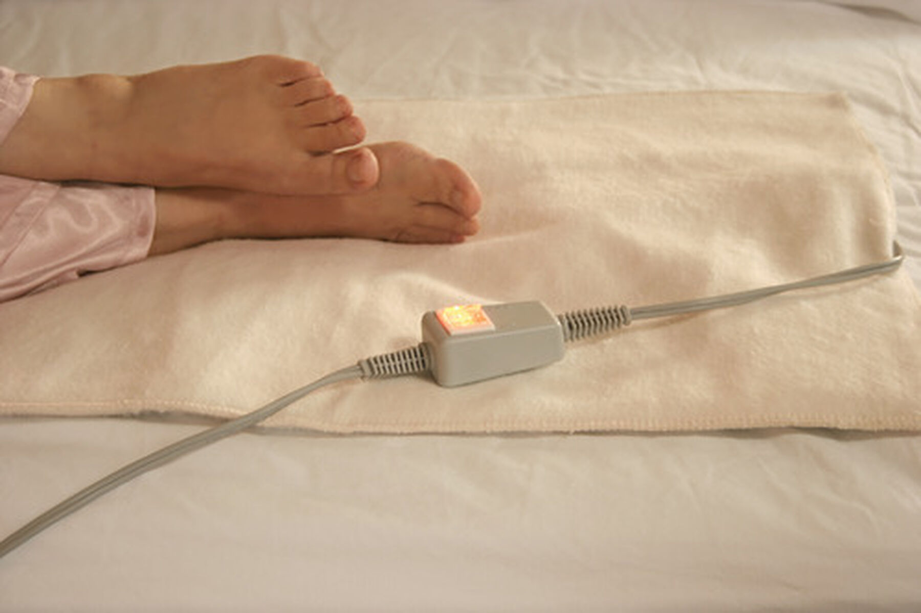 Bed Warmer Bed Warmer Gentle Overnight Warmth 18" x 36"