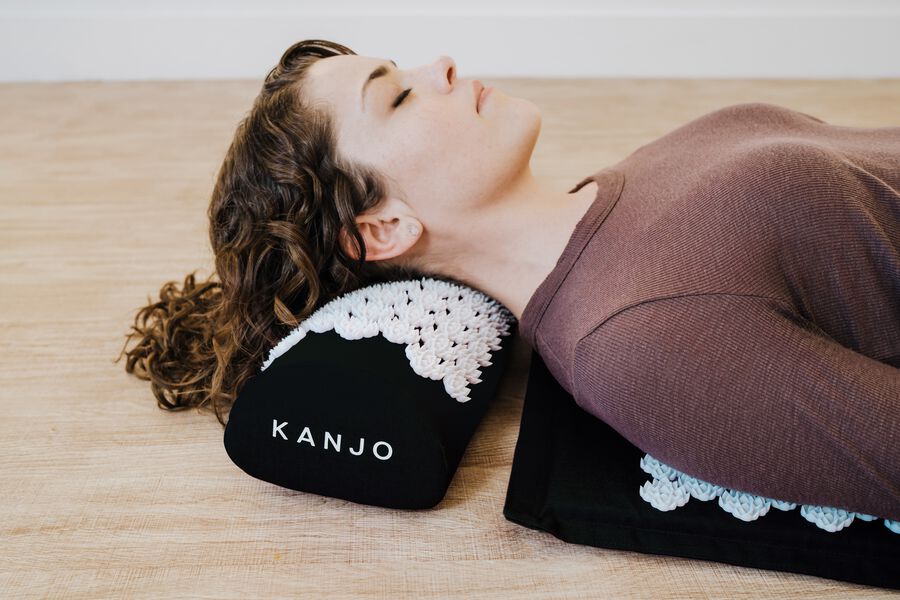 Kanjo Memory Acupressure Mat Set with Pillow, Onyx, , large image number 16